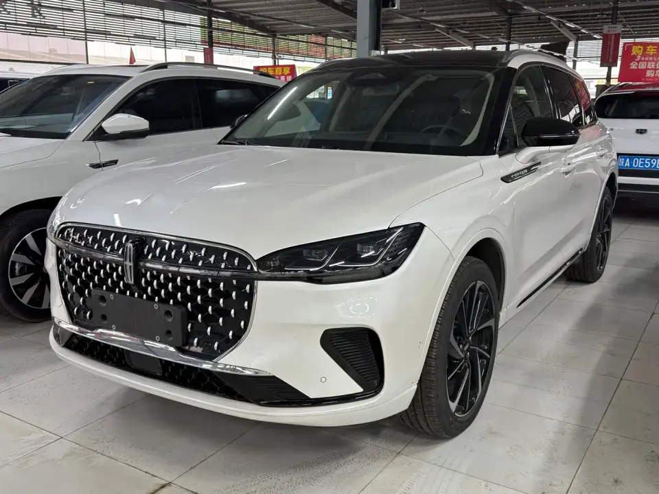 Lincoln Adventurer 2.0T 4WD Prestige Edition 2024
