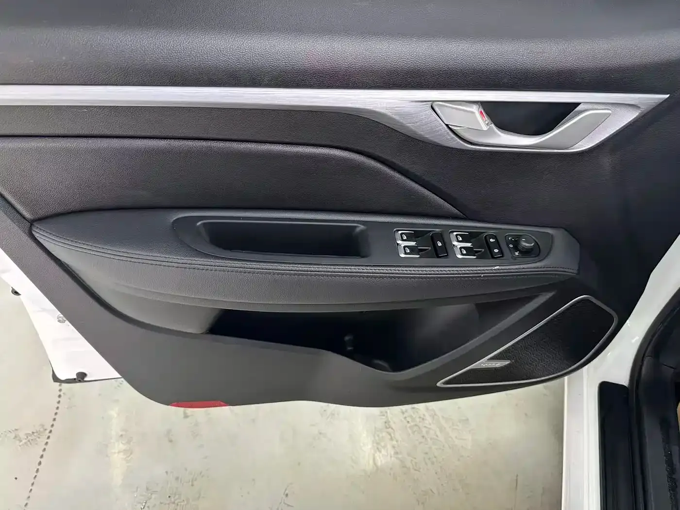 Geely Vision Facelift 1.5L CVT Asian Games Edition 2021 — фото 11