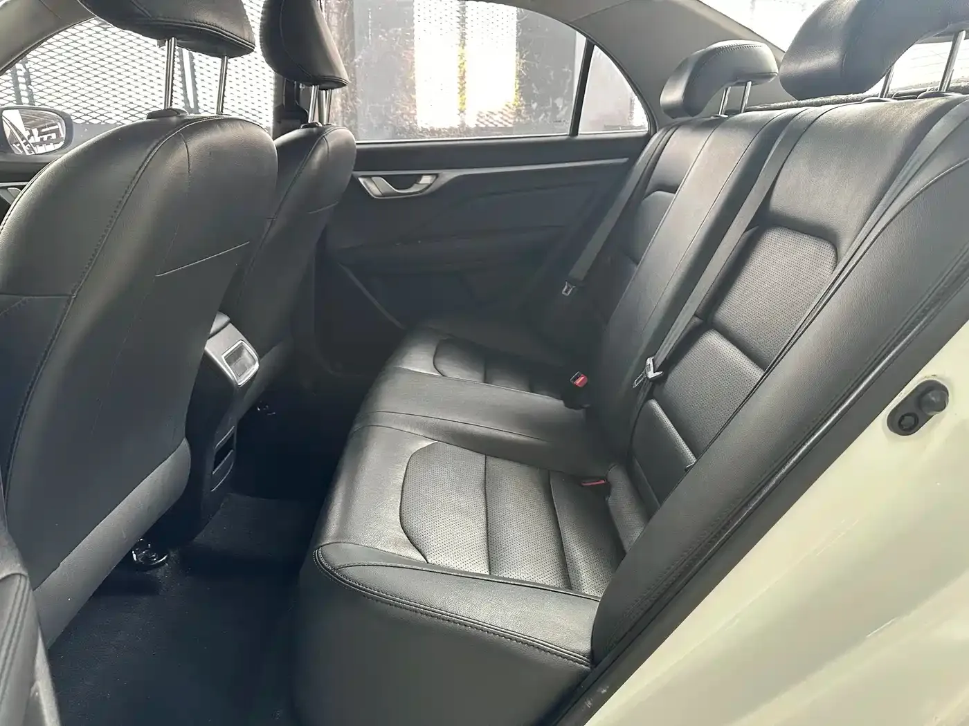 Geely Vision Facelift 1.5L CVT Asian Games Edition 2021 — фото 8