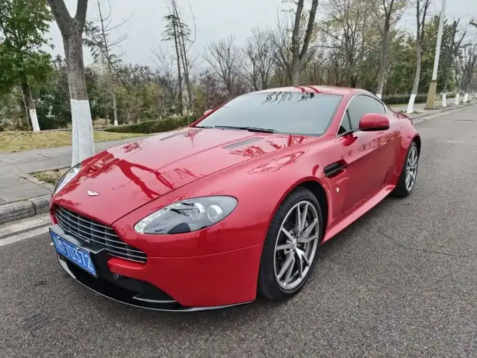 Aston Martin V8 Vantage 4.7L S Coupe 2021