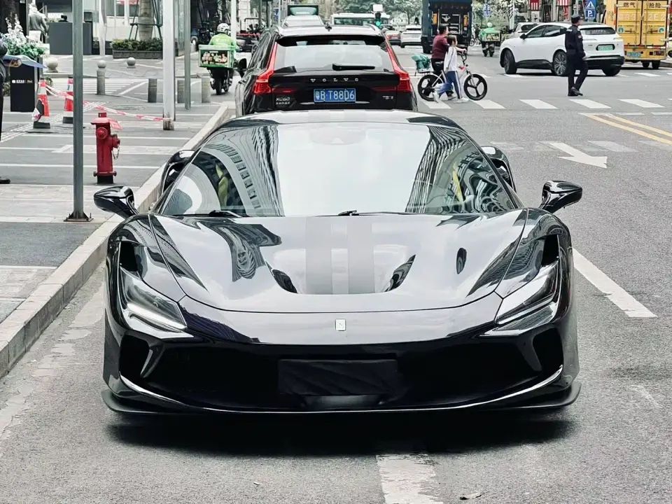 Ferrari F8 Tributo 3.9T V8 2021