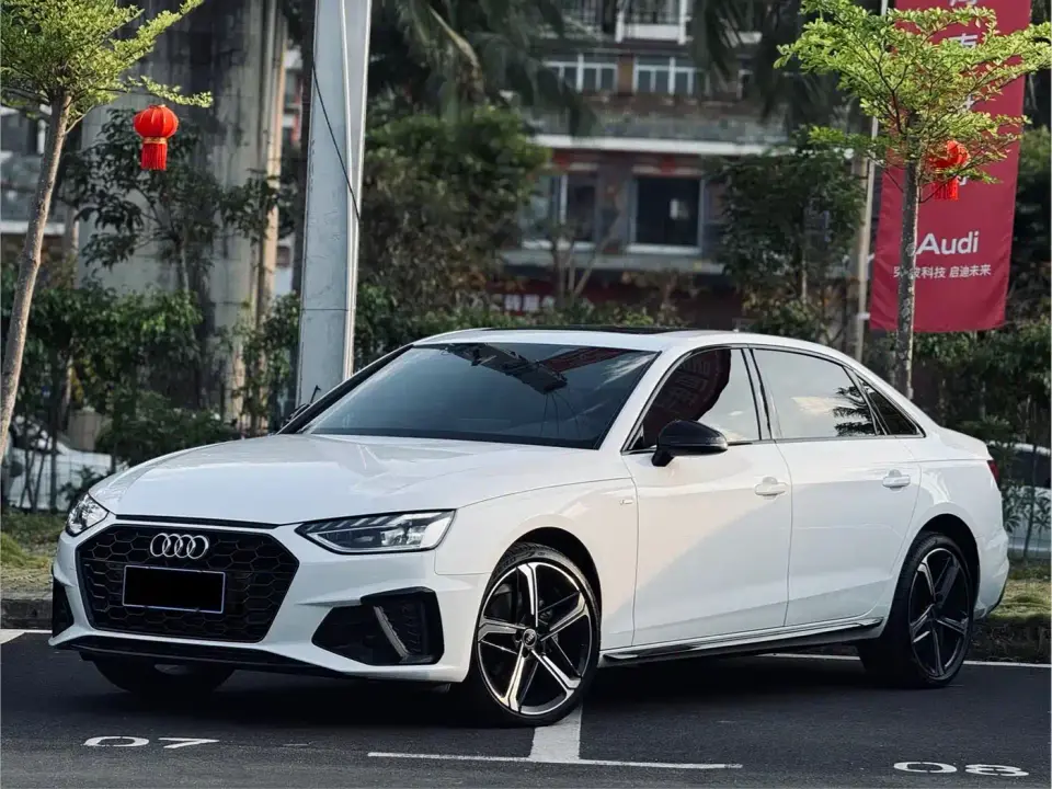 Audi A4L 40 TFSI Luxury Dynamic 2024