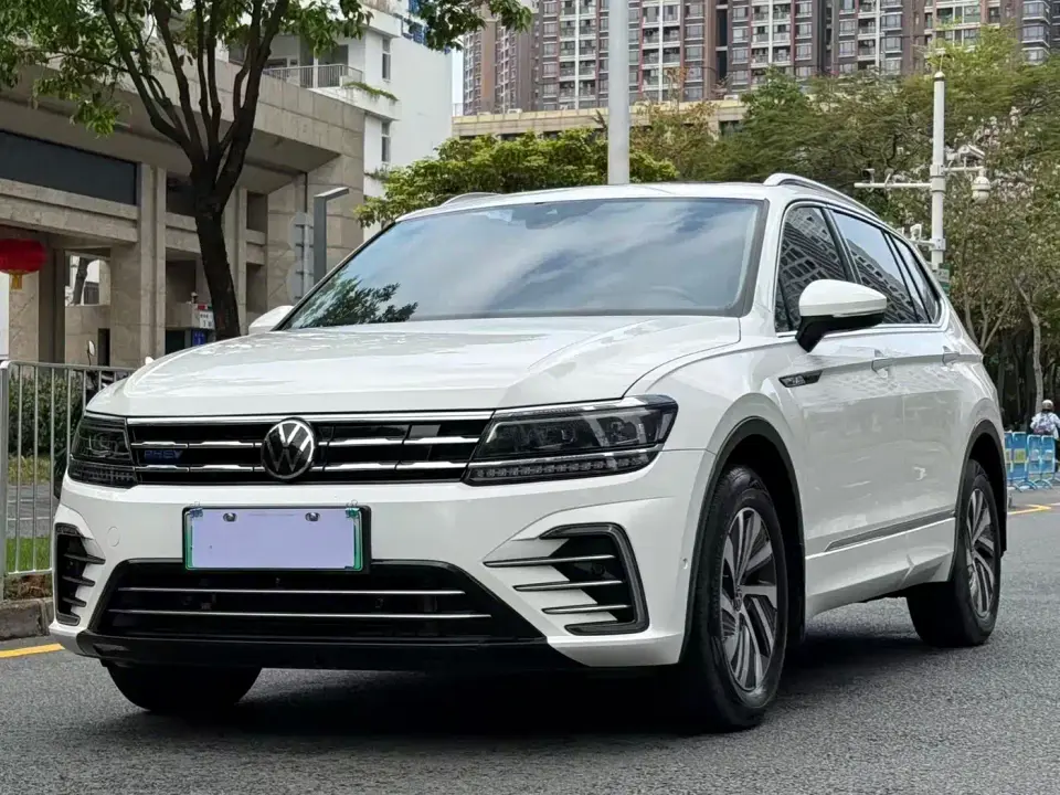 Volkswagen Tiguan L PHEV 430PHEV Plug-in Hybrid Premium 2021