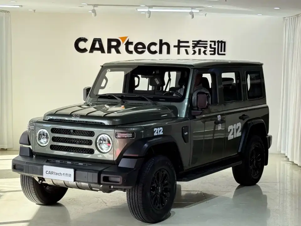 212 T01 2.0T Mechanic 2024