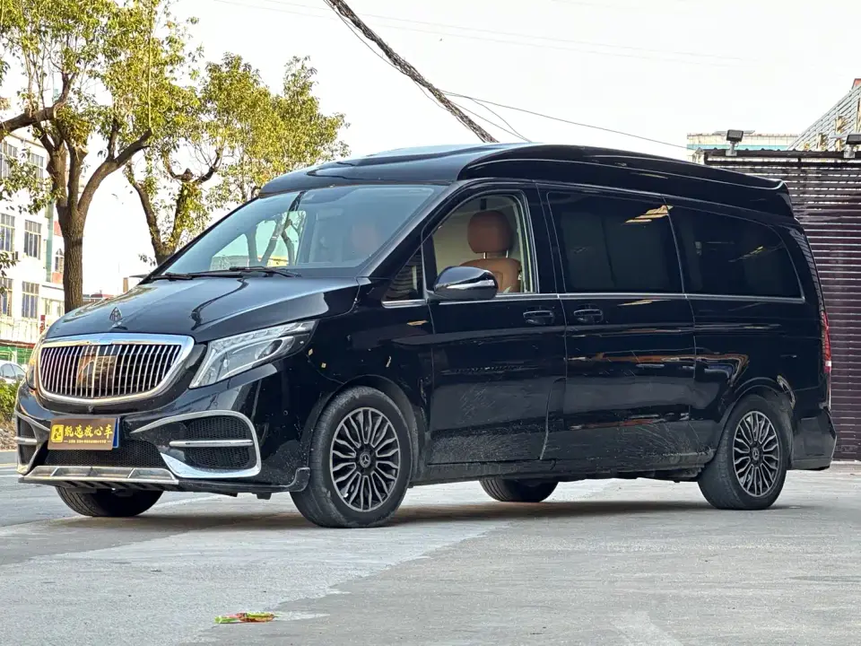 Mercedes-Benz V-Class V 260 L Premium Long Wheelbase Edition China VI 2019