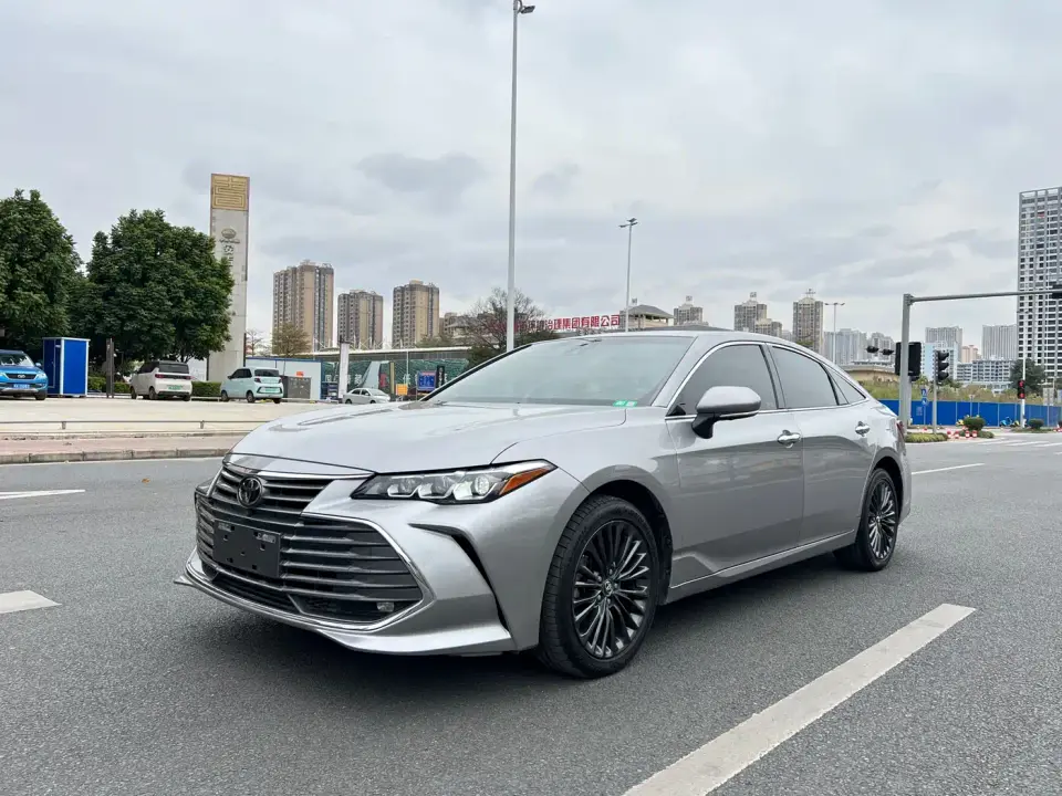 Toyota Avalon 2.0L XLE Premium Edition (China VI) 2020