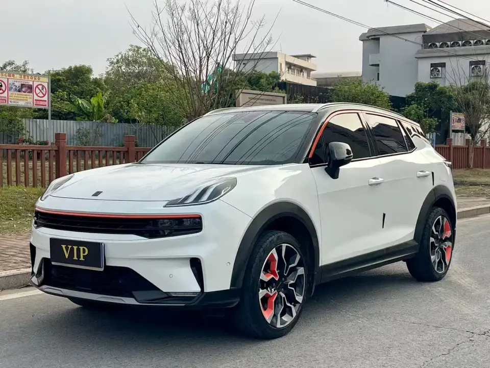 Lynk & Co 06 1.5T Halo 2022
