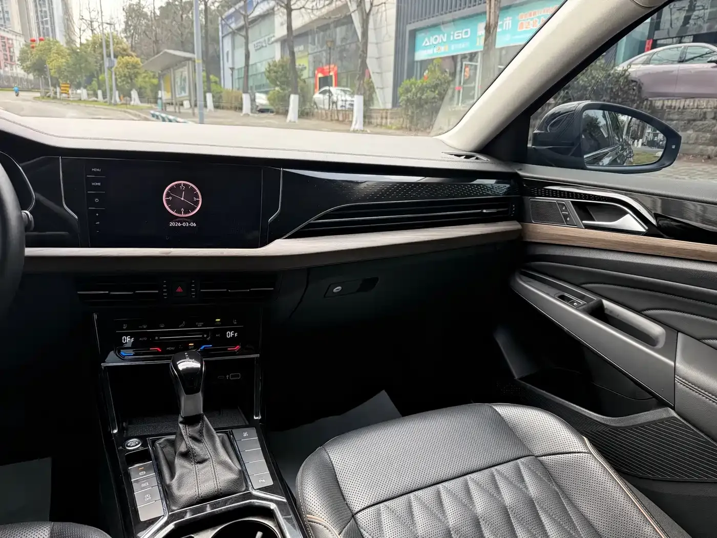 Volkswagen Passat 330TSI Luxury Edition China VI 2020 — фото 13