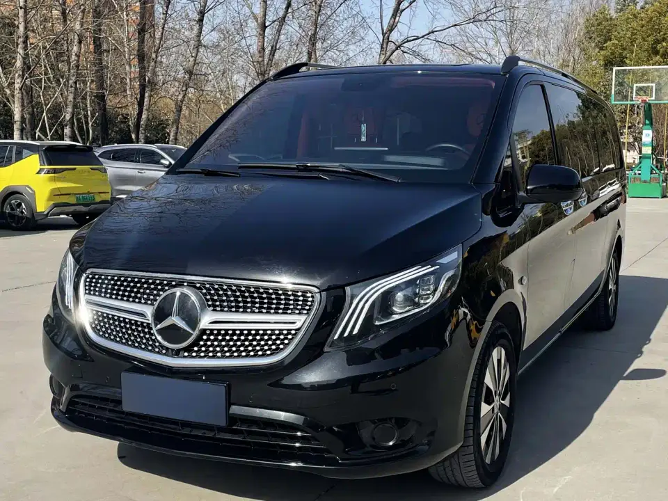 Mercedes-Benz Vito 2.0T Business 7-Seater 2024