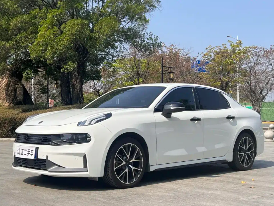 Lynk & Co 03 2.0TD Auto Jin Champion Edition 2021