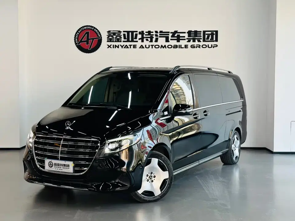 Mercedes-Benz V-Class V 300 L Long Wheelbase Luxury Edition 2024