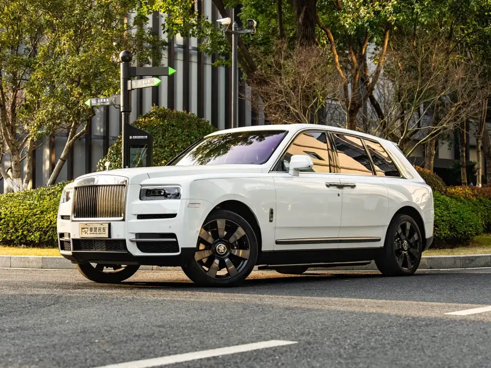 Rolls-Royce Cullinan 5-Seater Version 2021