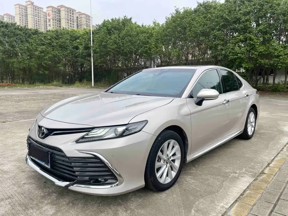 Toyota Camry 2.0G Luxury Edition 2023