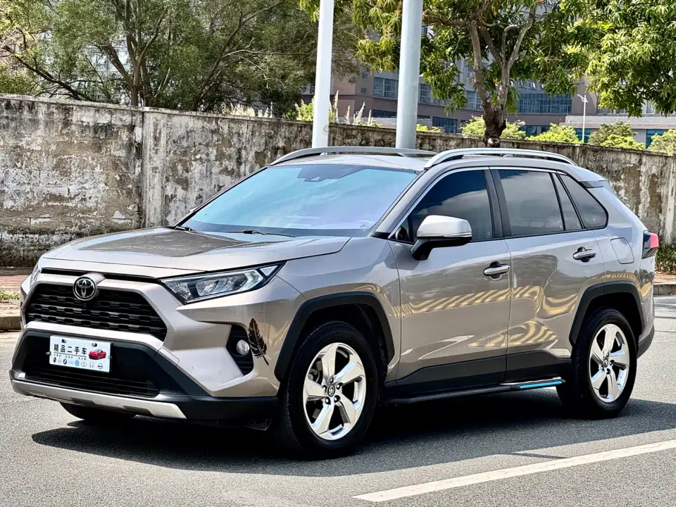 Toyota RAV4 Rongfang 2.0L CVT 2WD Trend 2021