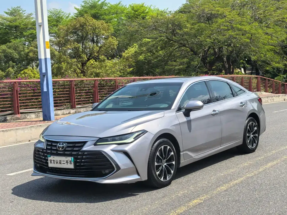 Toyota Avalon 2.0L Luxury Edition 2023