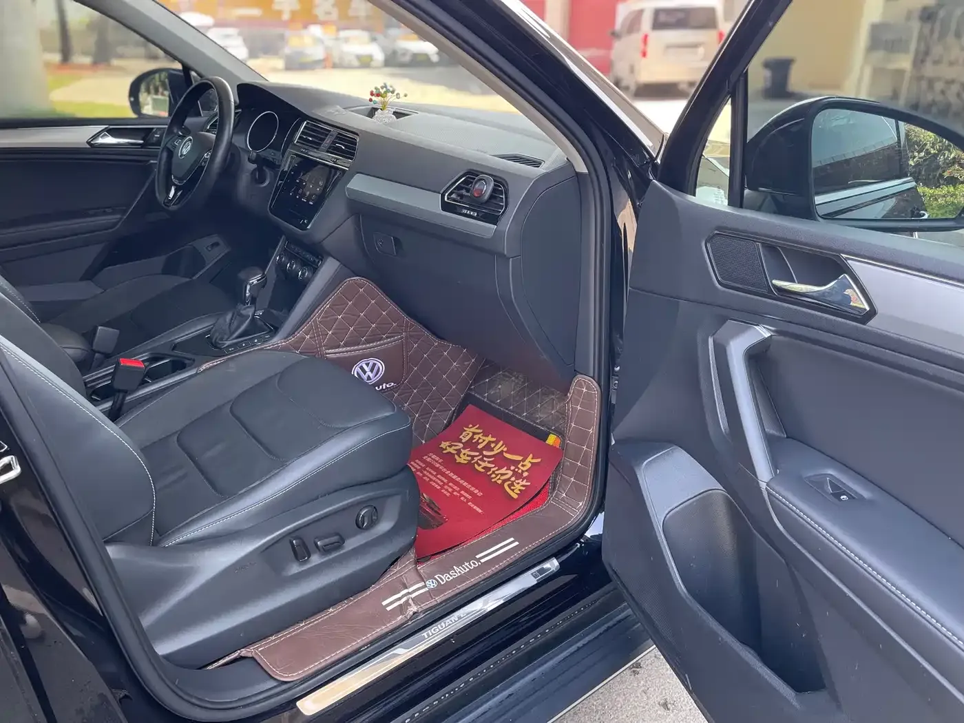 Volkswagen Tiguan L Facelift 330TSI Auto 2WD Smart Luxury China VI 2020 — фото 20