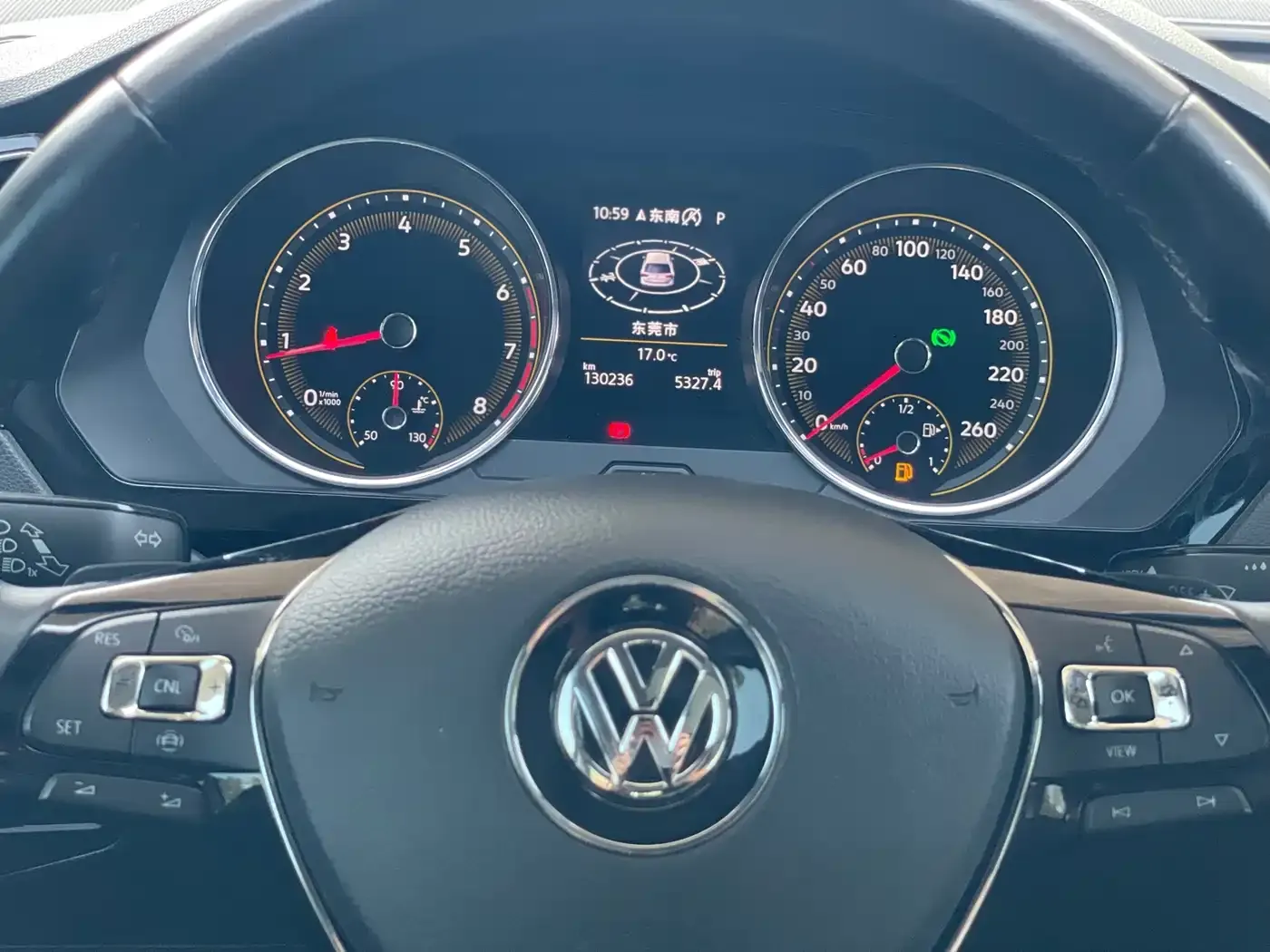 Volkswagen Tiguan L Facelift 330TSI Auto 2WD Smart Luxury China VI 2020 — фото 14