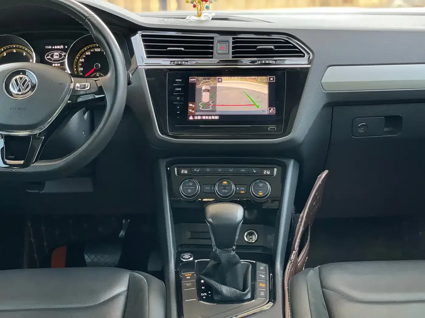 Volkswagen Tiguan L Facelift 330TSI Auto 2WD Smart Luxury China VI 2020 — фото 17