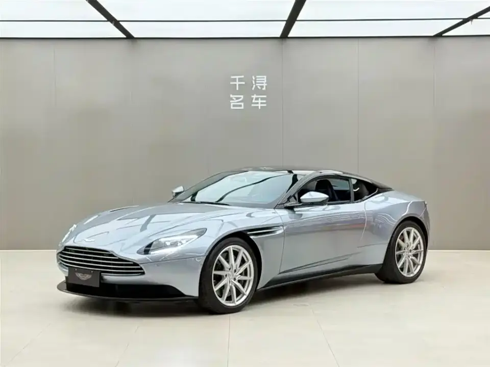 Aston Martin DB11 4.0T V8 Coupe 2021