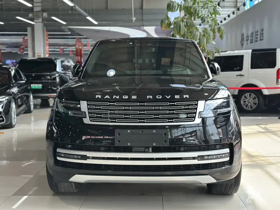 Land Rover Range Rover 3.0 L6 400PS Genesis Extended Version 2023