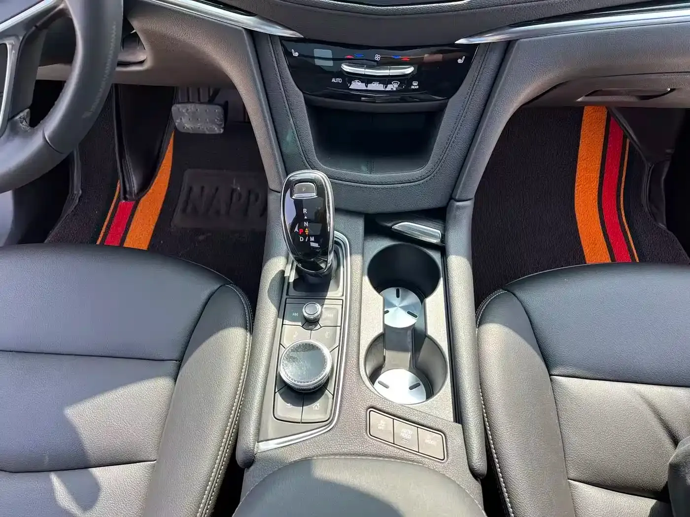 Cadillac XT5 Facelift 28T Luxury Model 2020 — фото 33