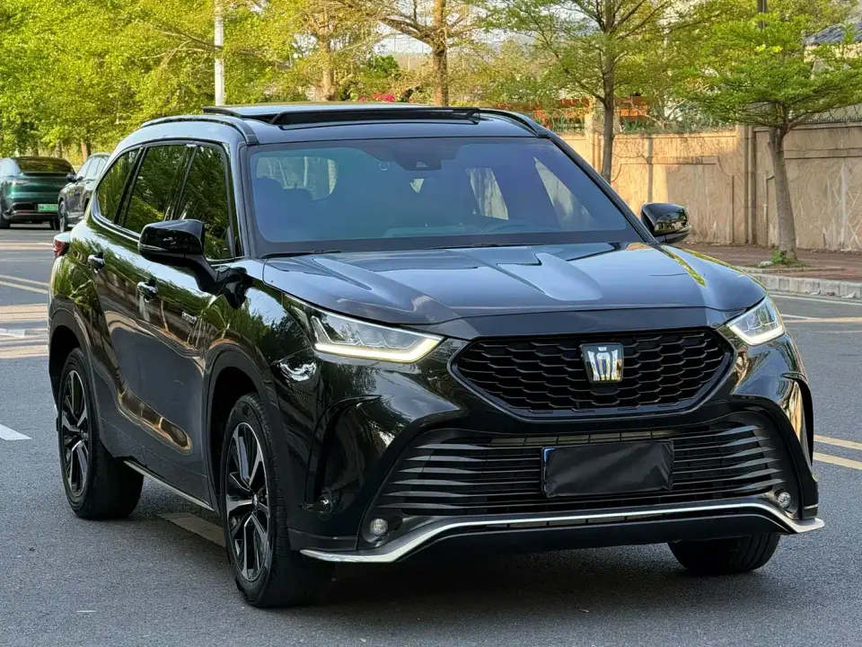 Toyota Crown Kluger 2.5L HEV AWD Luxury Edition 2023