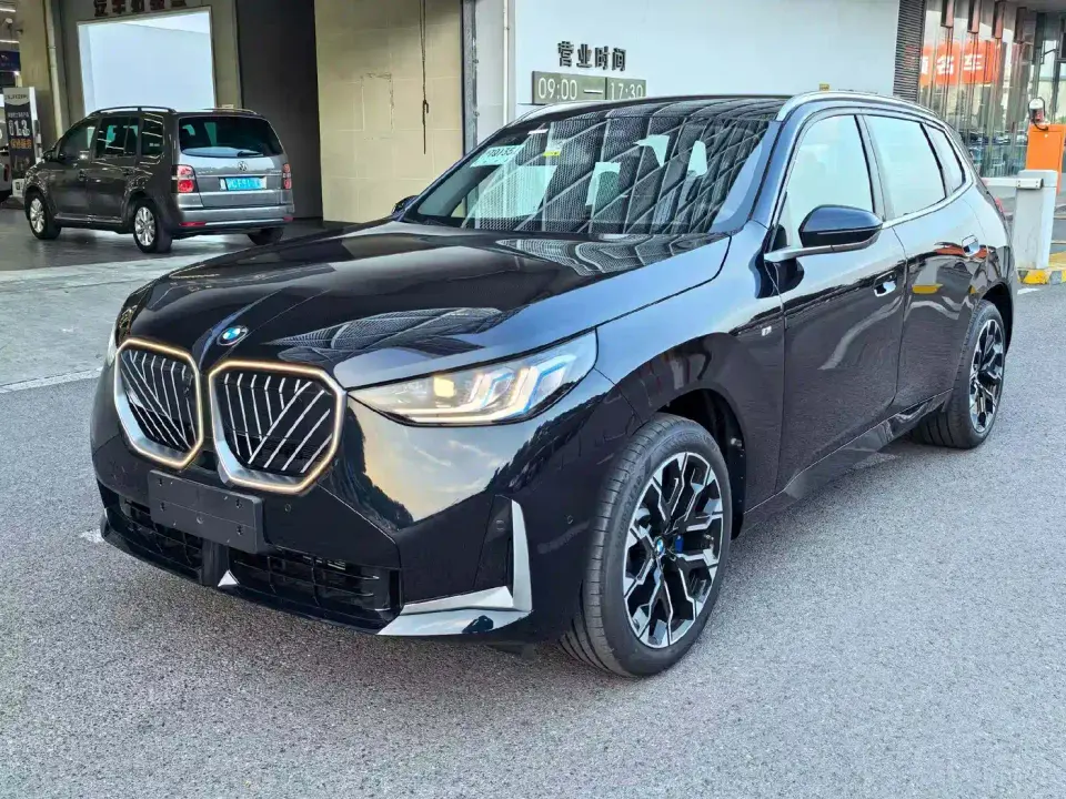 BMW X3 xDrive30L Premium Model M Sport Black Package 2026