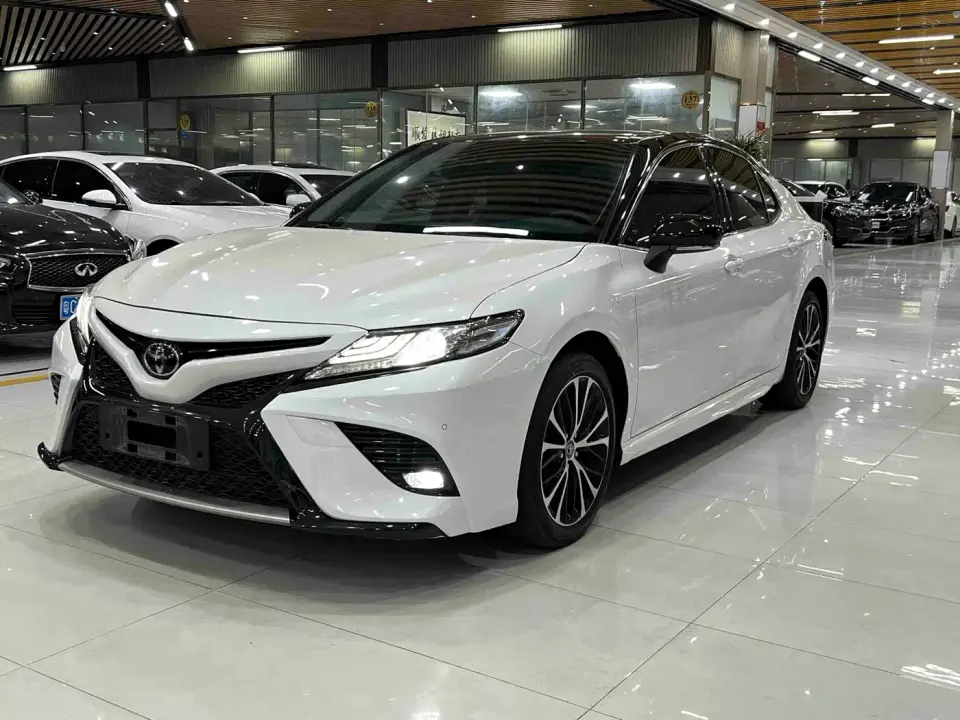Toyota Camry 2.0S Trend Edition China VI 2021