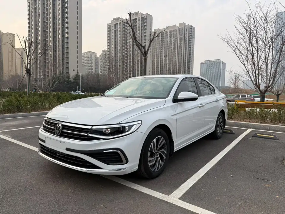 Volkswagen Bora 200TSI DSG Joy Ride PRO Edition 2025