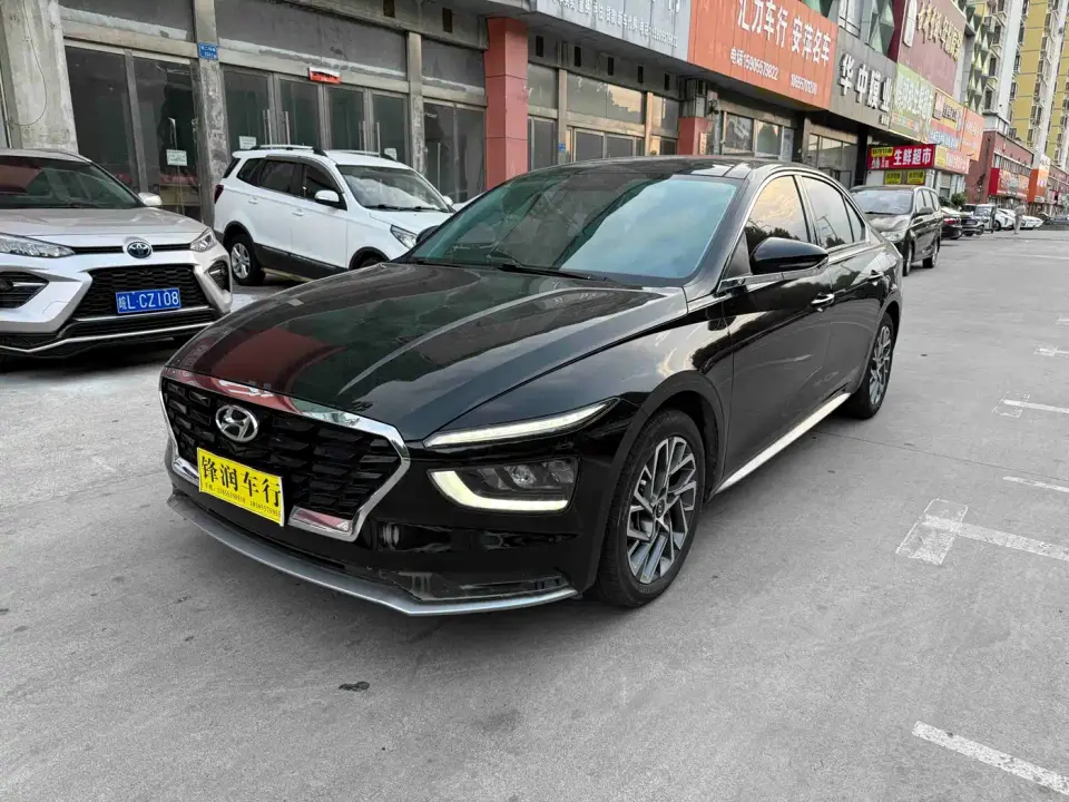 Hyundai Mistra 1.8L CVT GLX Elite 2021
