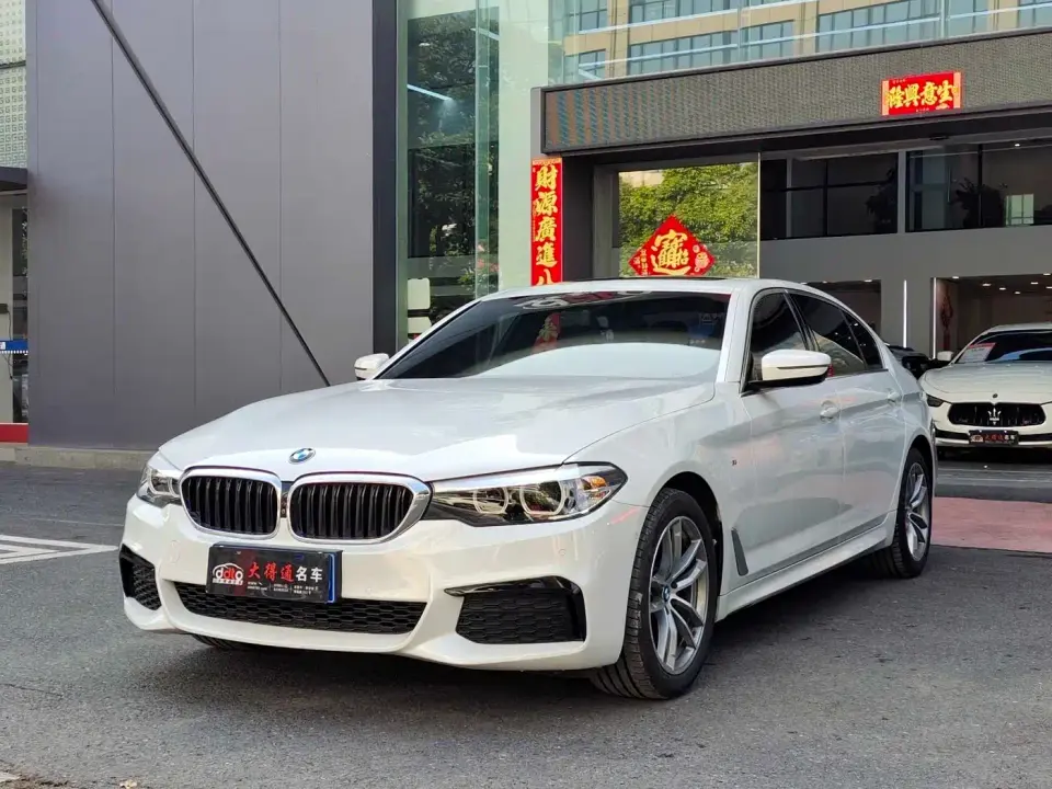 BMW 5 Series 525Li M Sport Package 2020