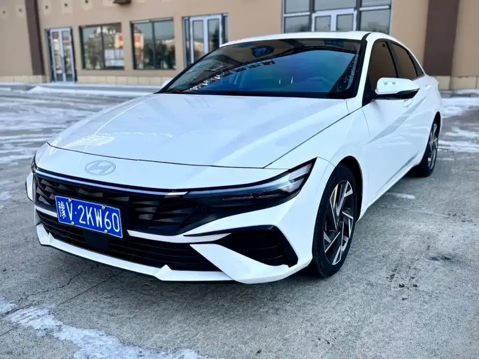 Hyundai Elantra Model 1.5L CVT LUX Premium Edition 2023