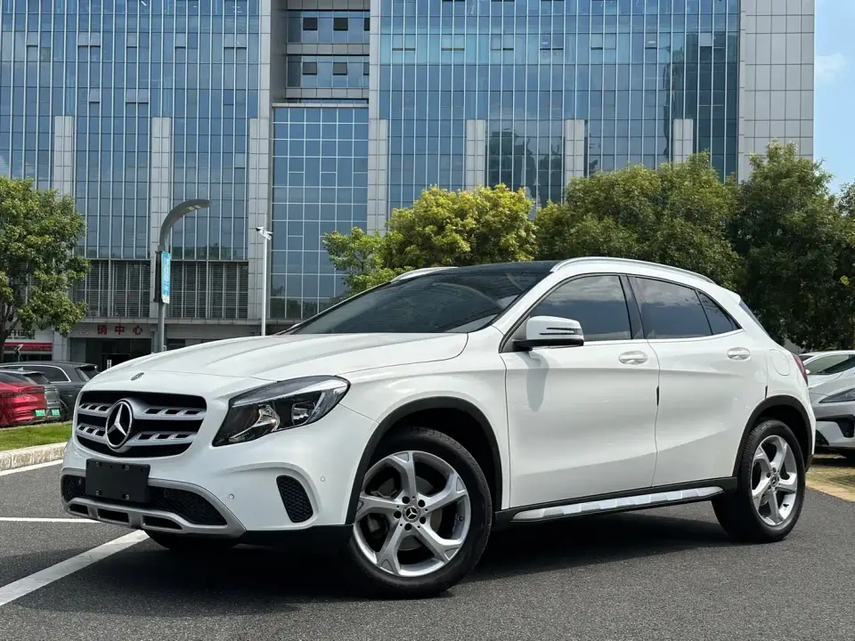 Mercedes-Benz GLA-Class GLA 200 Dynamic 2019