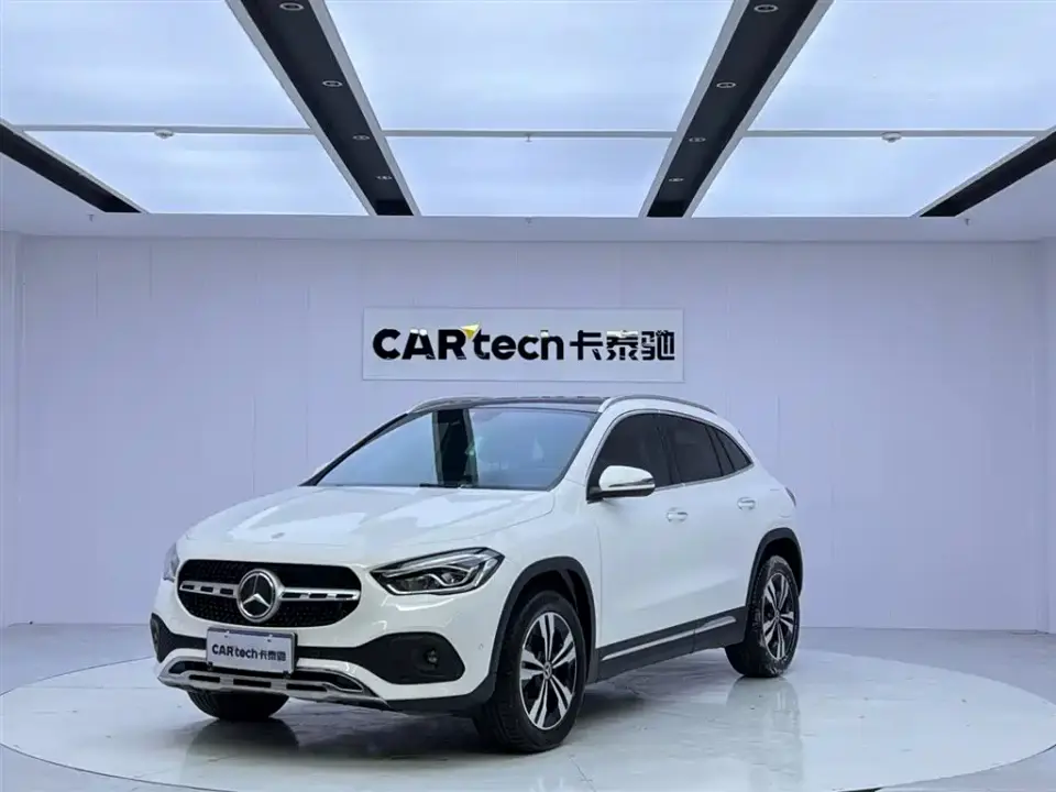 Mercedes-Benz GLA-Class GLA 200 2020