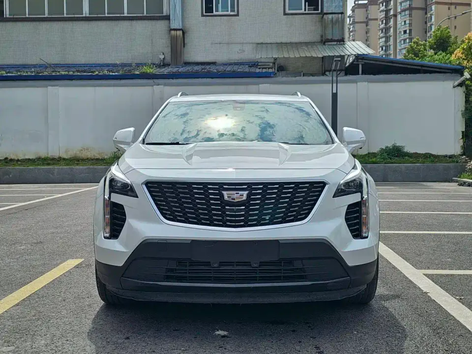 Cadillac XT4 Model 28T 2WD Technology 2019