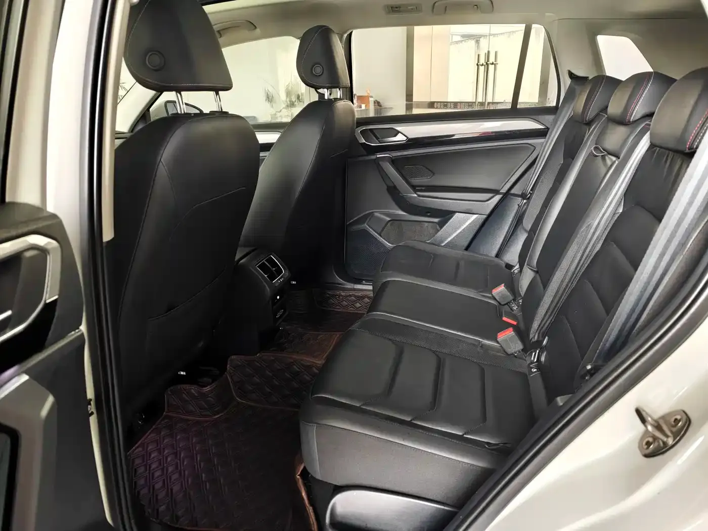Volkswagen Tayron 330TSI 2WD Luxury China VI 2020 — фото 11