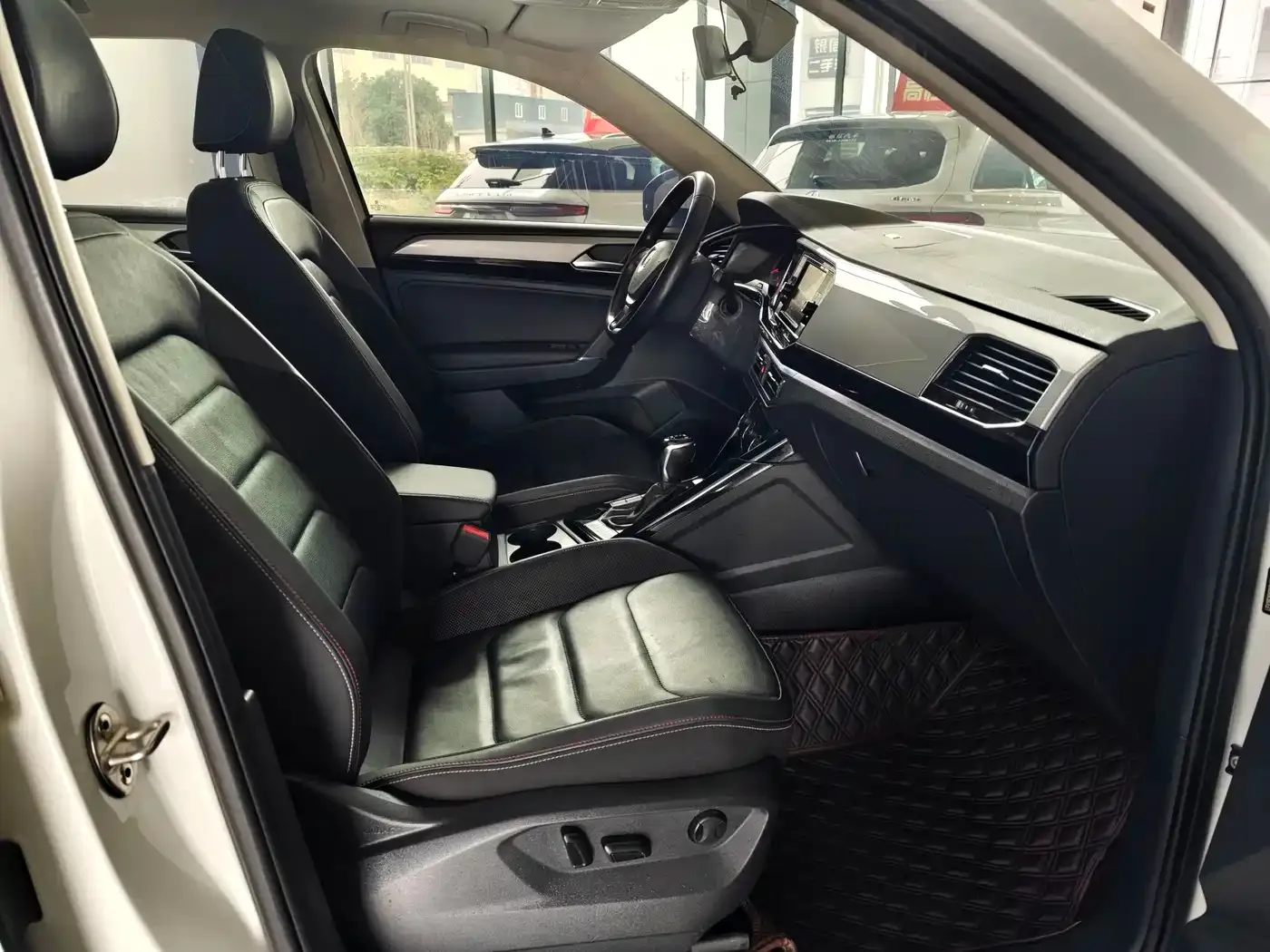 Volkswagen Tayron 330TSI 2WD Luxury China VI 2020 — фото 17