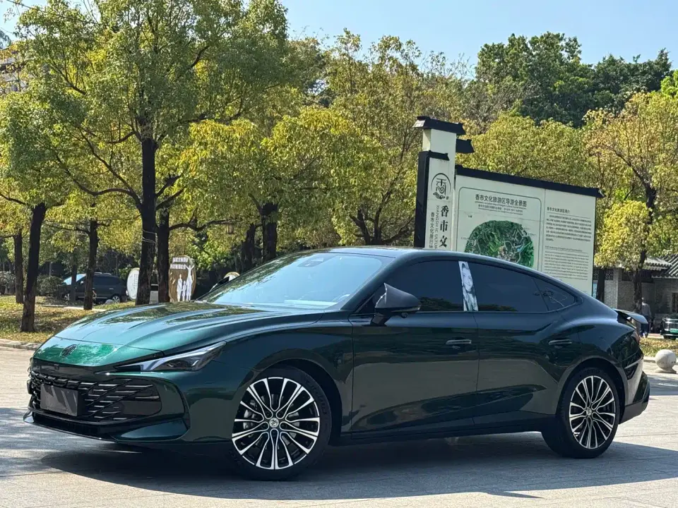 MG MG7 2.0T Automatic Hunting Beauty Luxury Edition 2023