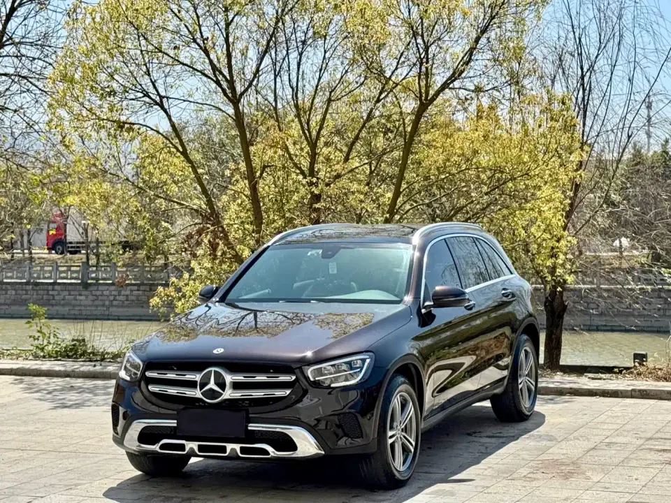 Mercedes-Benz GLC-Class Model GLC 260 L 4MATIC Dynamic Edition 2022