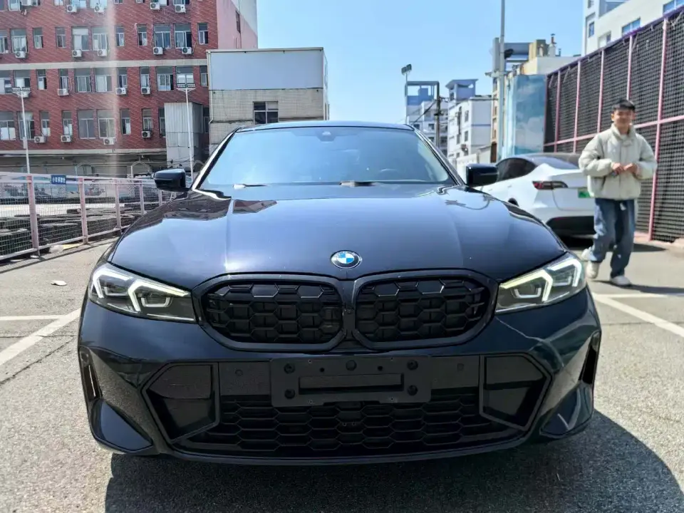 BMW 3 Series 325Li M Sport Black Night Package 2023