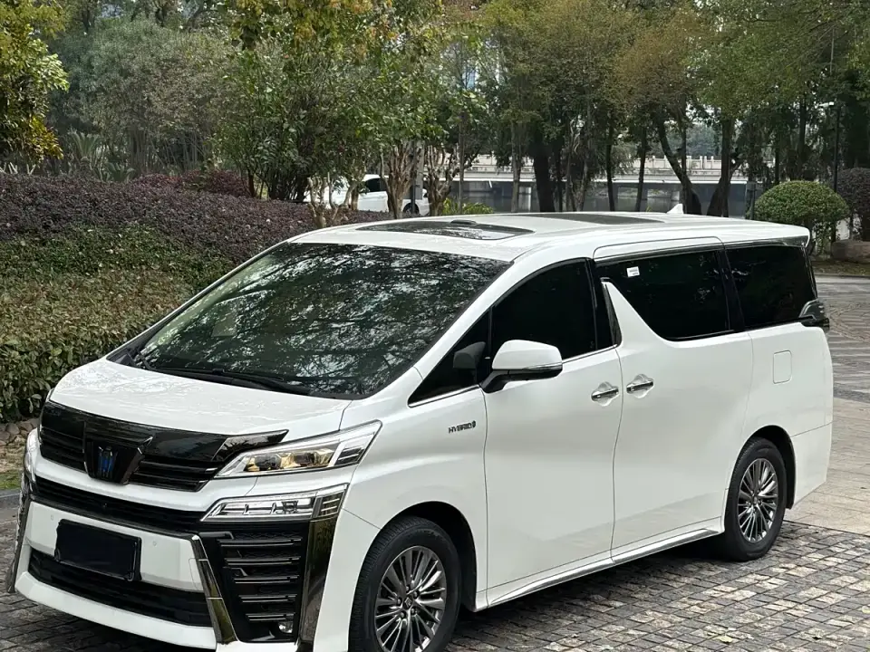 Toyota Vellfire Crown Hybrid 2.5L HV Ultimate 2023
