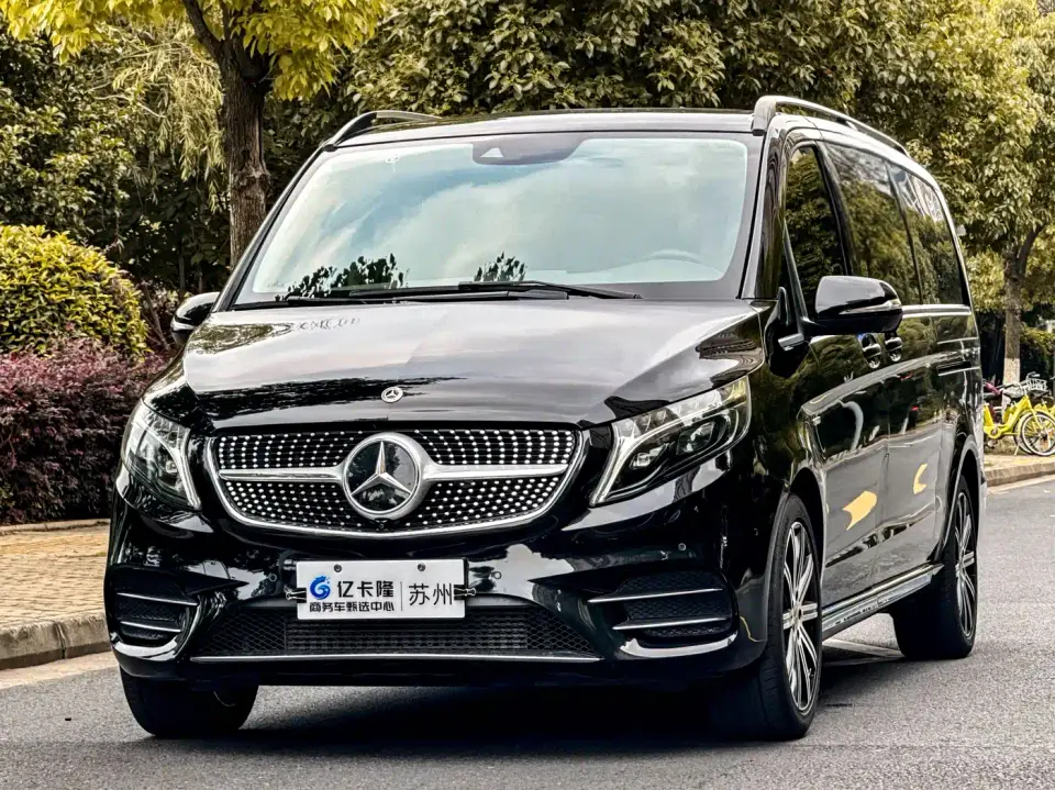 Mercedes-Benz V-Class V 260 L Long Wheelbase Luxury Edition 2024