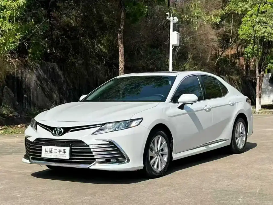 Toyota Camry 2.0GVP Leading Edition 2022