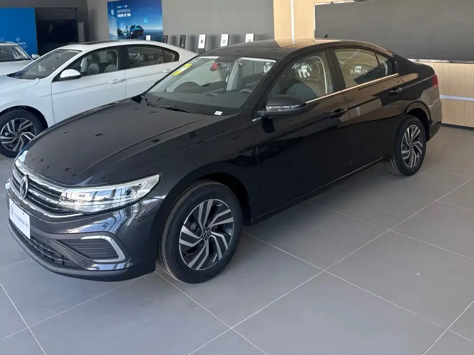 Volkswagen Bora 200TSI DSG Navigation Edition 2026