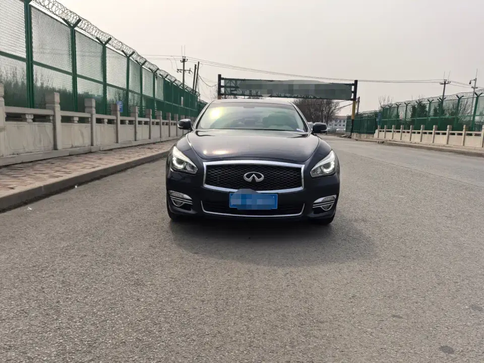 Infiniti Q70 Q70L 2.0T Enjoyment Edition 2019