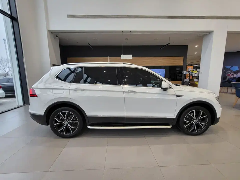 Volkswagen Tiguan L 330TSI Automatic 2WD Smart Luxury Edition China VI 2019