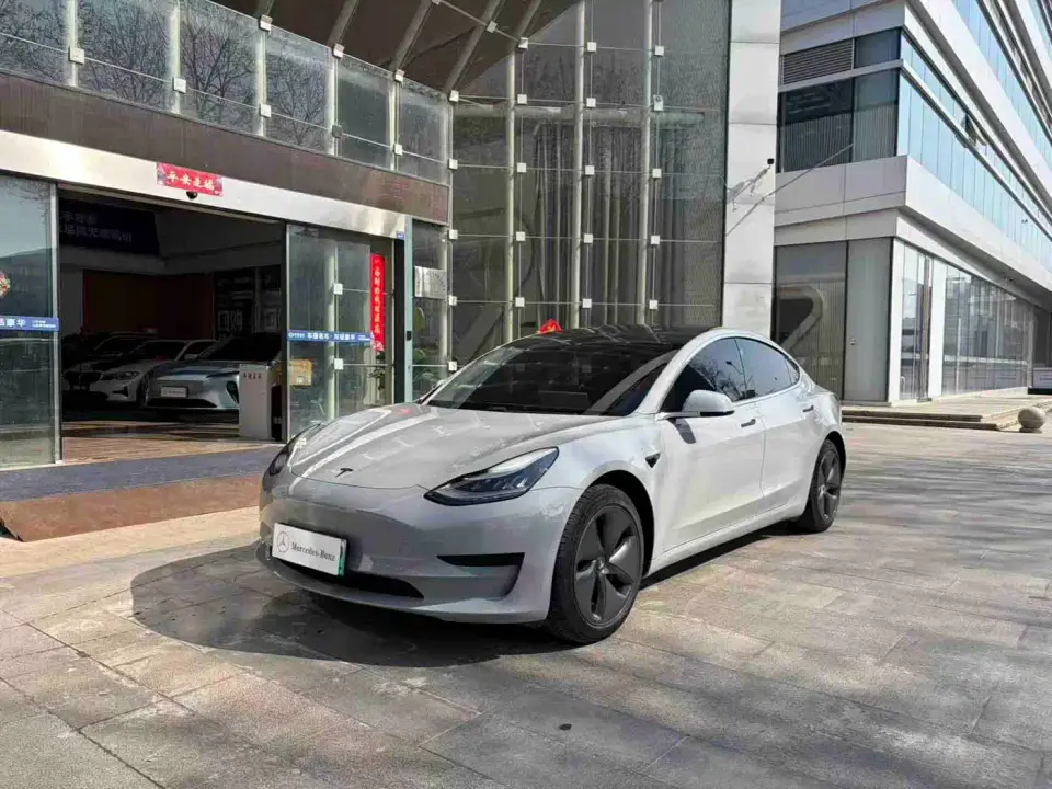 Tesla Model 3 Standard Range Rear-Wheel Drive Upgrade 2020