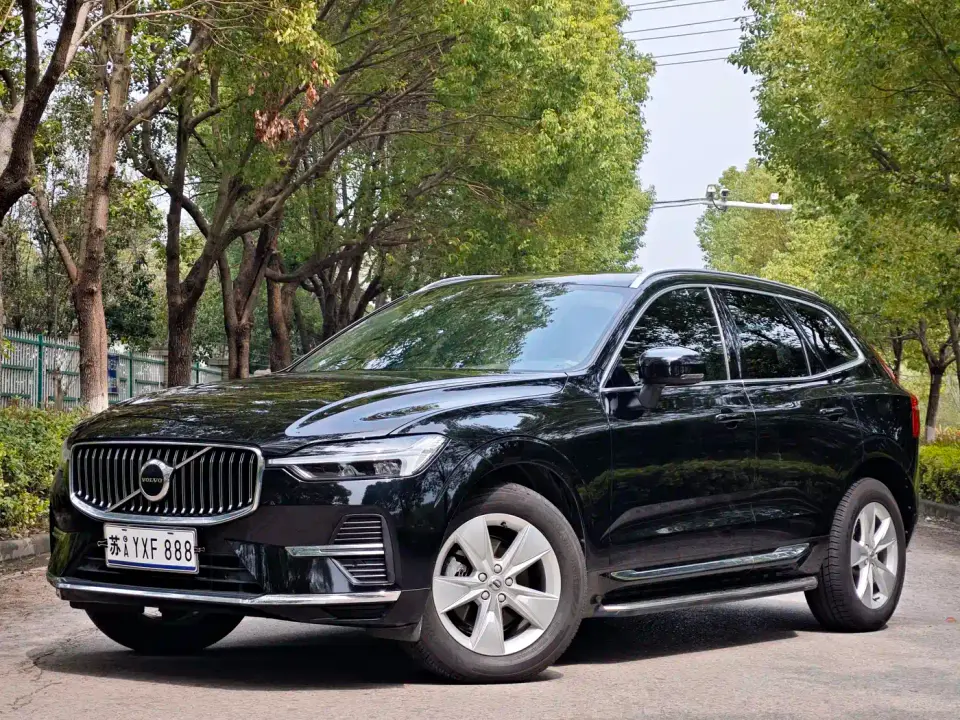 Volvo XC60 B5 AWD R-Design 2022