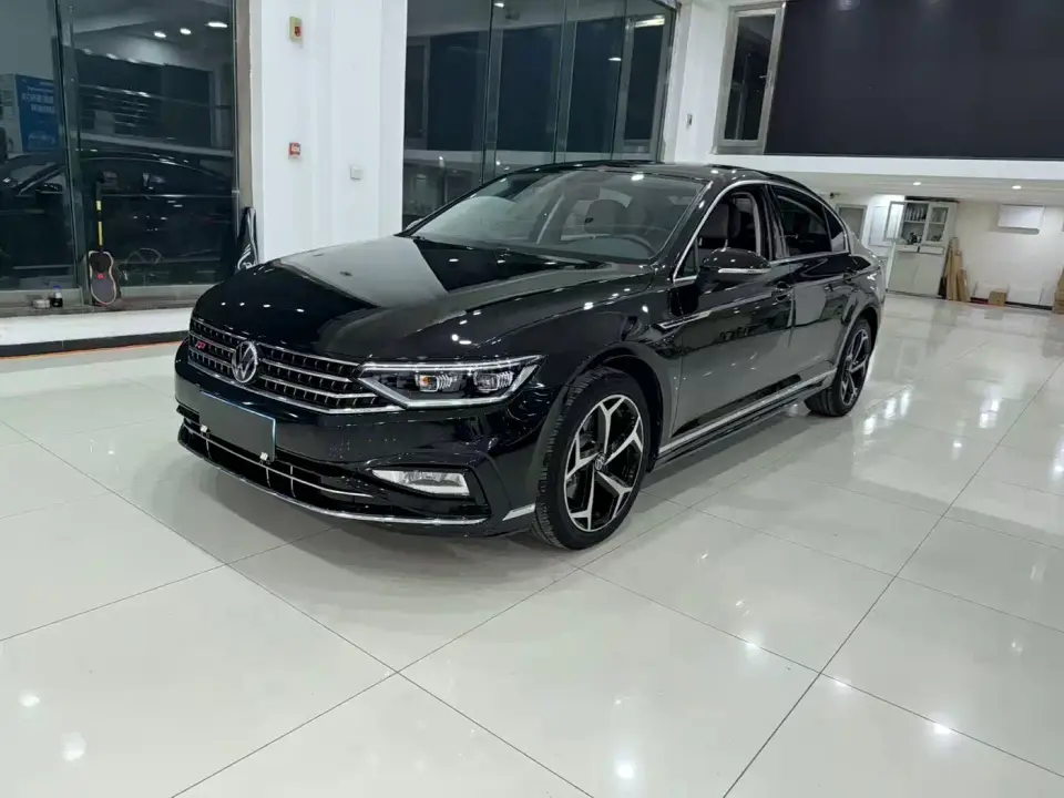Volkswagen Magotan 2 Million Units Anniversary Edition 330TSI DSG Leading Type 2023