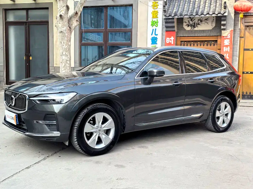 Volvo XC60 B5 AWD R-Design 2021
